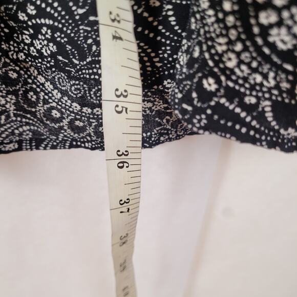 Old Navy black and white floral paisley print pleated dress Size large Boho - Picture 7 of 7